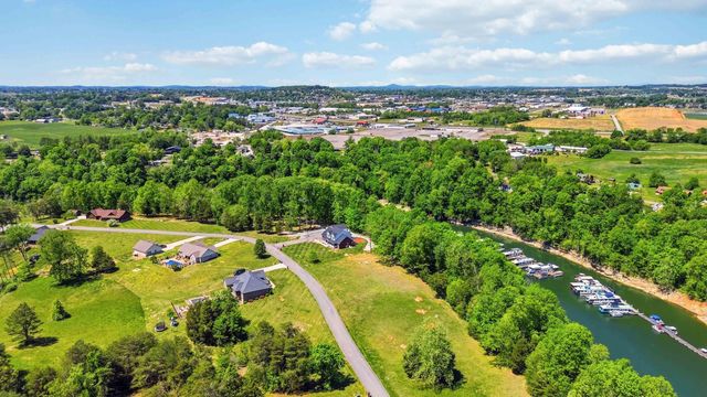 775 Cedar Pointe Drive, Somerset, KY 42501