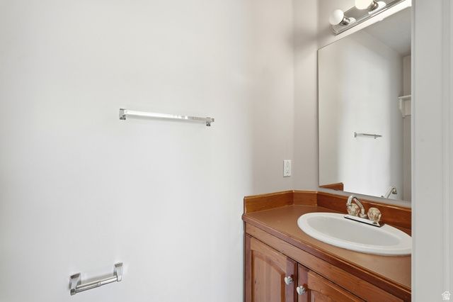 546 W 2525 S, Syracuse, UT 84075
