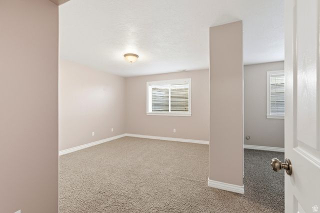 546 W 2525 S, Syracuse, UT 84075