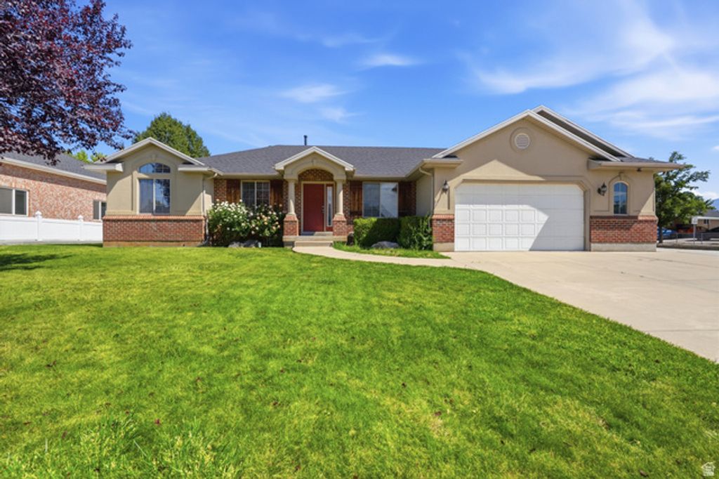 546 W 2525 S, Syracuse, UT 84075