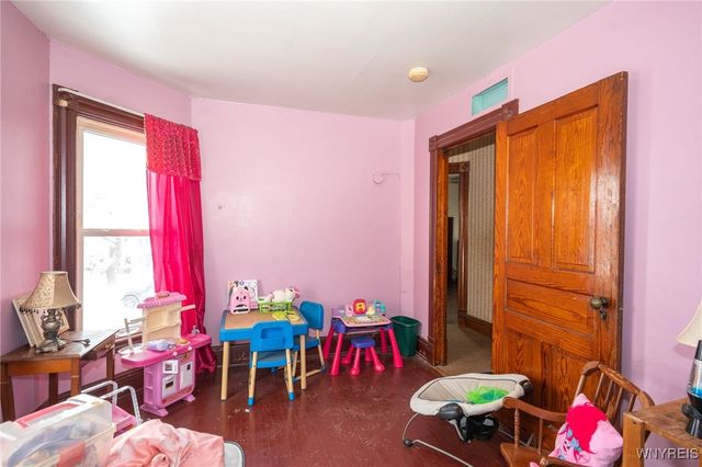 391 Walnut Street, Lockport City, NY 14094