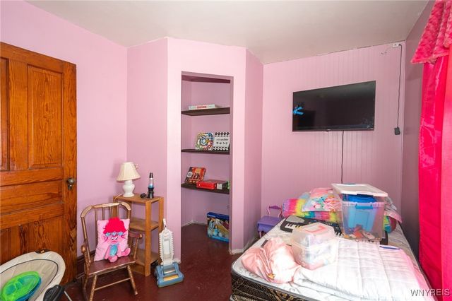 391 Walnut Street, Lockport City, NY 14094