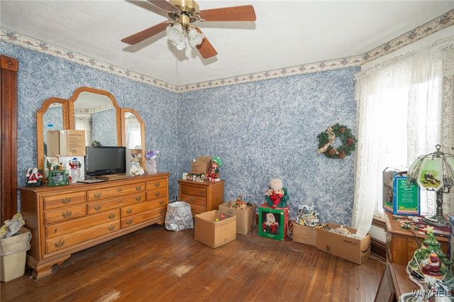 391 Walnut Street, Lockport City, NY 14094