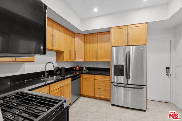 1314 17th Street 10, Santa Monica, CA 90404