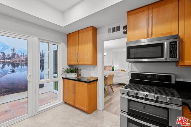 1314 17th Street 10, Santa Monica, CA 90404