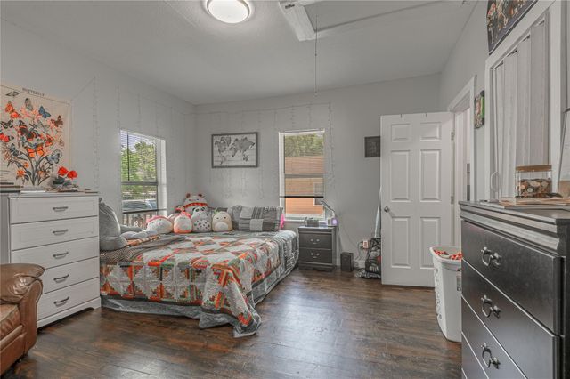 3210 Elks Drive, Huntsville, TX 77340