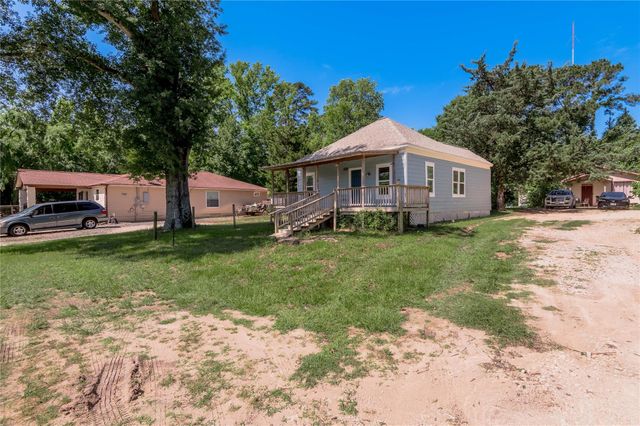 3210 Elks Drive, Huntsville, TX 77340