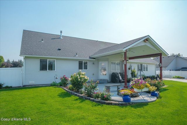 2644 W Falling Star LOOP, Post Falls, ID 83854