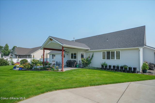 2644 W Falling Star LOOP, Post Falls, ID 83854