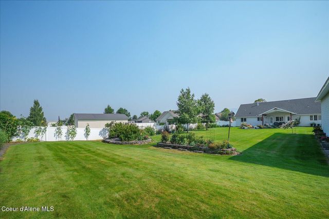 2644 W Falling Star LOOP, Post Falls, ID 83854