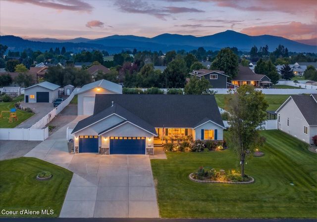 2644 W Falling Star LOOP, Post Falls, ID 83854