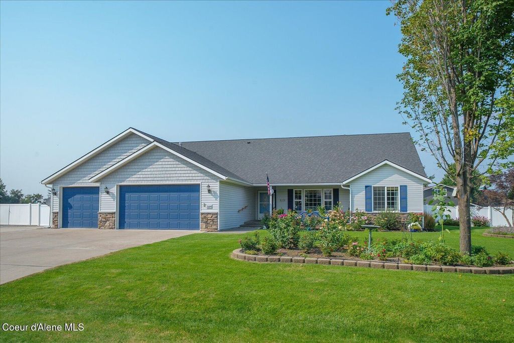 2644 W Falling Star LOOP, Post Falls, ID 83854 photo 2