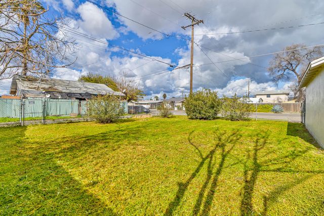 257 N F Street, Tulare, CA 93274