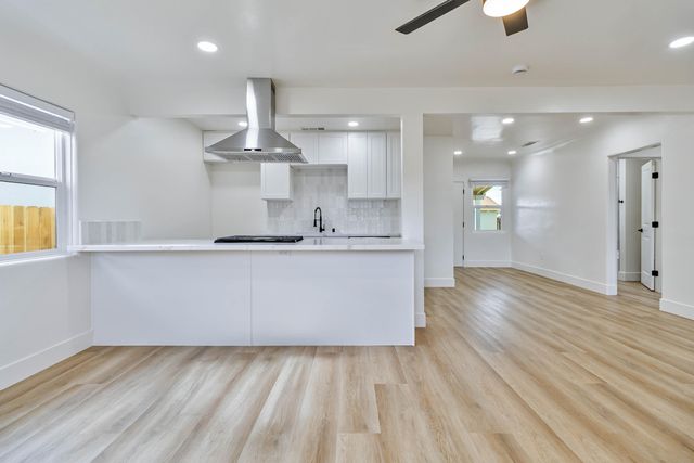 257 N F Street, Tulare, CA 93274