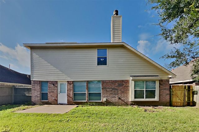 19731 Village Ridge Drive, Tomball, TX 77375