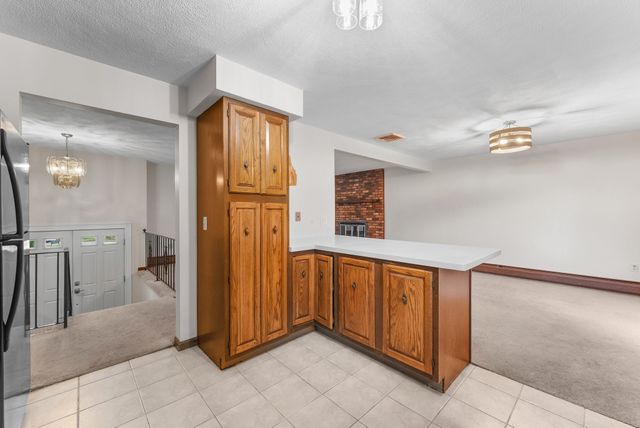 700 County St, Seekonk, MA 02771