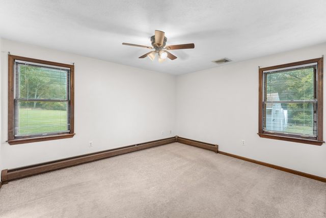 700 County St, Seekonk, MA 02771