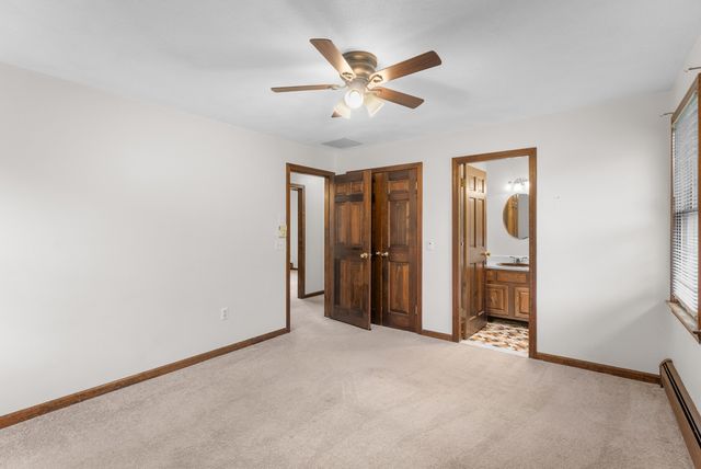 700 County St, Seekonk, MA 02771