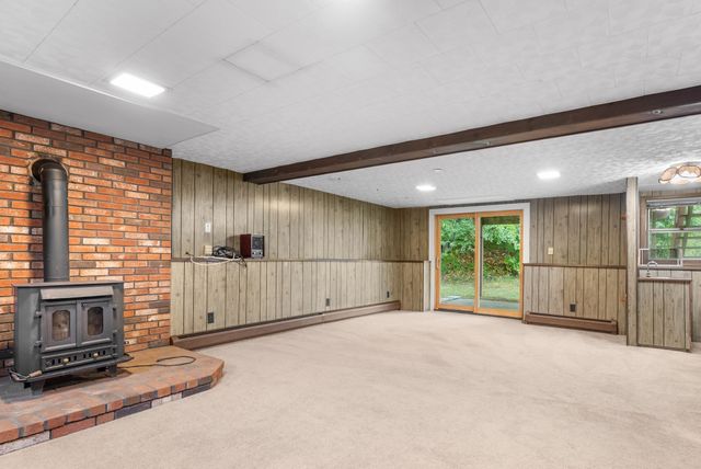 700 County St, Seekonk, MA 02771