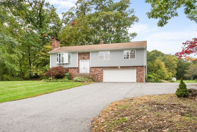700 County St, Seekonk, MA 02771