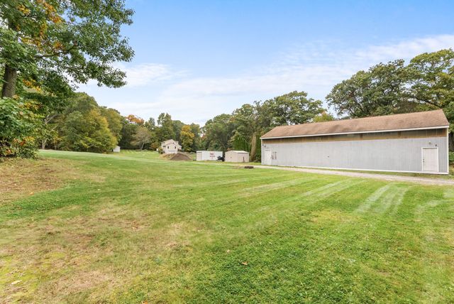 700 County St, Seekonk, MA 02771