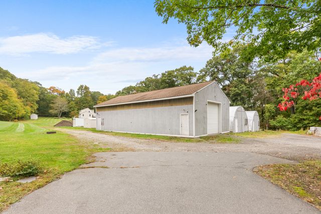 700 County St, Seekonk, MA 02771