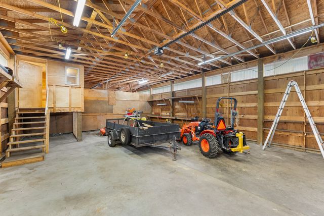 700 County St, Seekonk, MA 02771