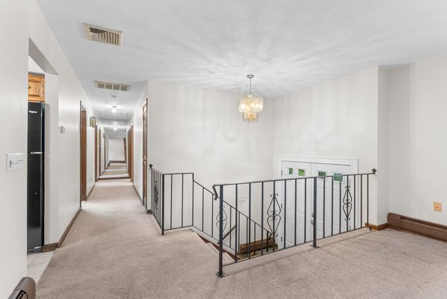 700 County St, Seekonk, MA 02771