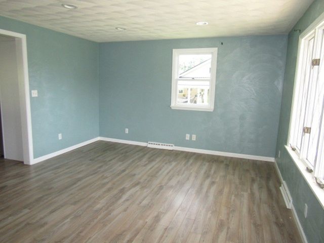 440 Mcclane Farm Rd, Chartiers, PA 15301