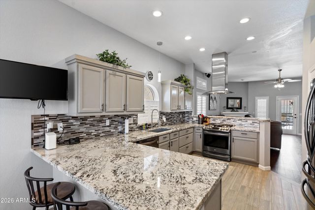 11537 W GNATCATCHER Lane, Surprise, AZ 85378