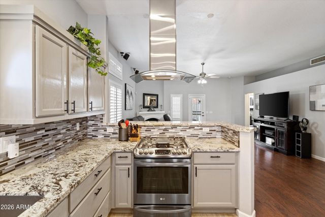 11537 W GNATCATCHER Lane, Surprise, AZ 85378