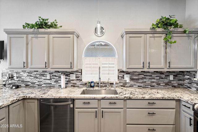 11537 W GNATCATCHER Lane, Surprise, AZ 85378