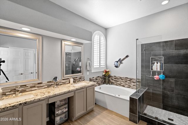 11537 W GNATCATCHER Lane, Surprise, AZ 85378