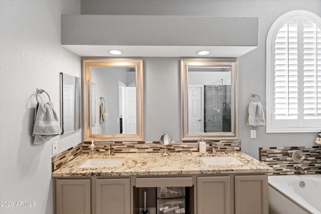 11537 W GNATCATCHER Lane, Surprise, AZ 85378