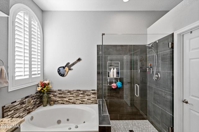 11537 W GNATCATCHER Lane, Surprise, AZ 85378