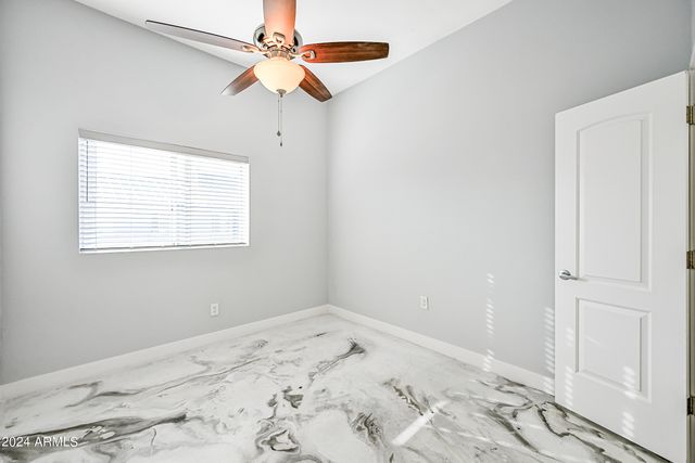 1850 W GLENROSA Avenue, Phoenix, AZ 85015