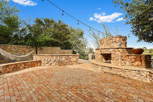 5661 CORTINA Drive, El Paso, TX 79912