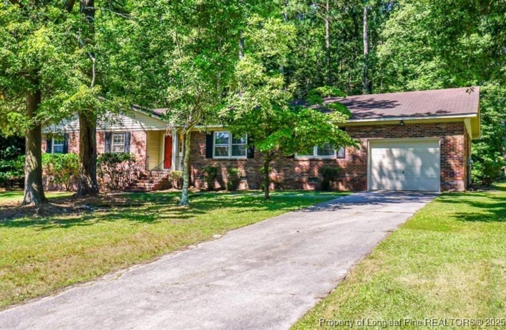5765 Dobson Drive, Fayetteville, NC 28311