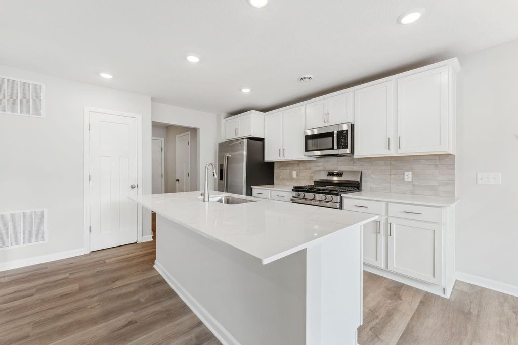 1051 Adamstown Drive, Rosemount, MN 55068 — photo 5