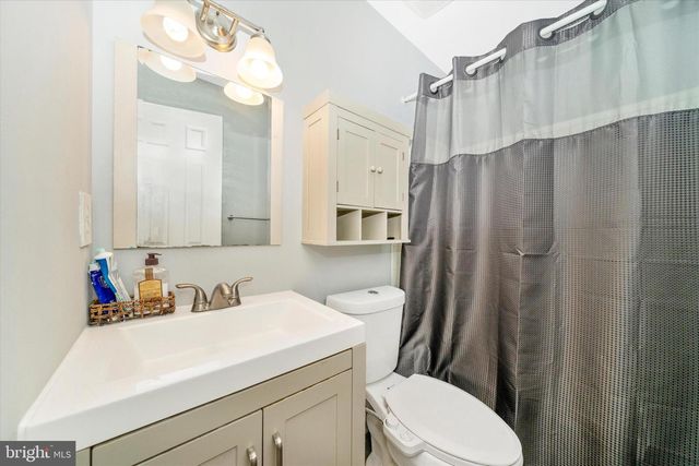 1095 TRAVIS LN, Gaithersburg, MD 20879