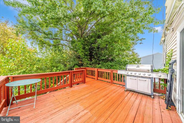 1095 TRAVIS LN, Gaithersburg, MD 20879