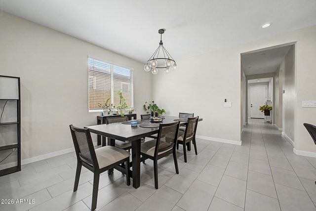 433 E SPIRIT Trail, Phoenix, AZ 85042