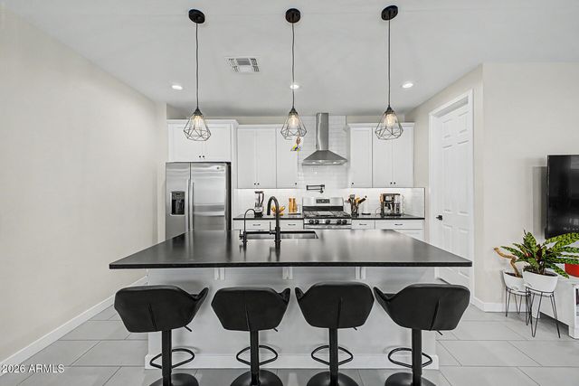 433 E SPIRIT Trail, Phoenix, AZ 85042