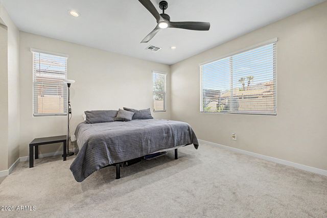 433 E SPIRIT Trail, Phoenix, AZ 85042