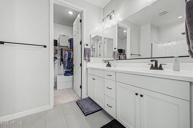 433 E SPIRIT Trail, Phoenix, AZ 85042