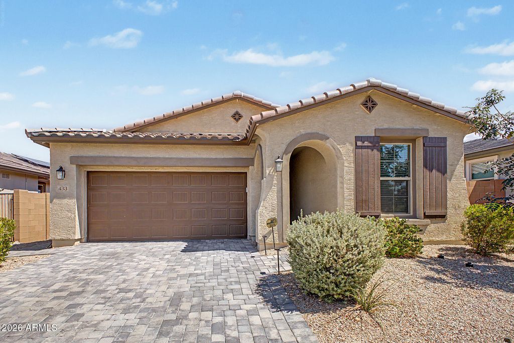433 E SPIRIT Trail, Phoenix, AZ 85042 — photo 2