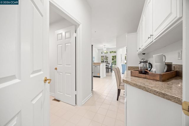 1254 Edgewater Ct, Walnut Creek, CA 94595
