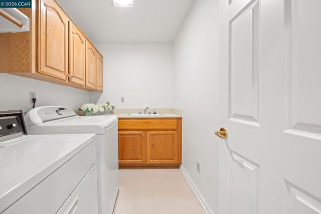 1254 Edgewater Ct, Walnut Creek, CA 94595