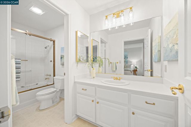 1254 Edgewater Ct, Walnut Creek, CA 94595