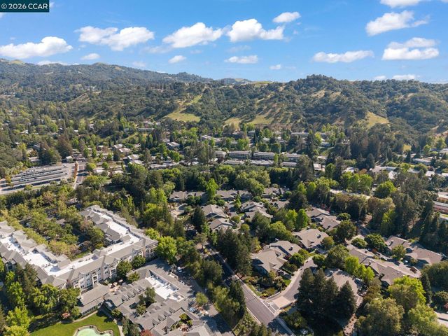 1254 Edgewater Ct, Walnut Creek, CA 94595